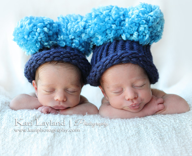 Newborn twin photography MN