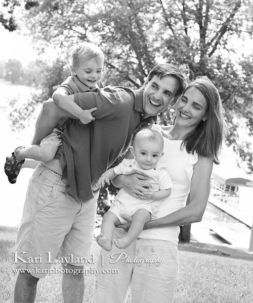 candid family portrait black and white
