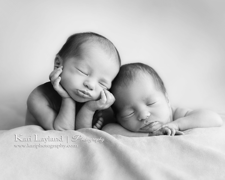 newborn twins photography
